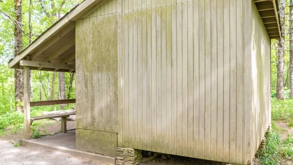 Appalachian Trail wooden shelter at North Georgia