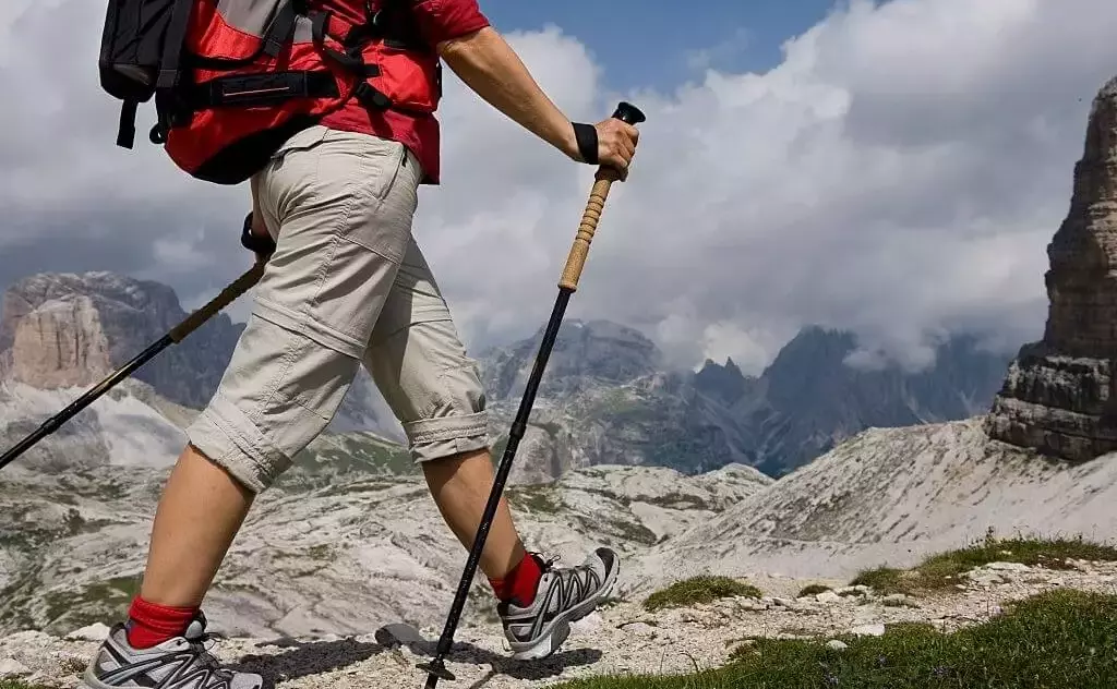 hiking poles help with load balancing