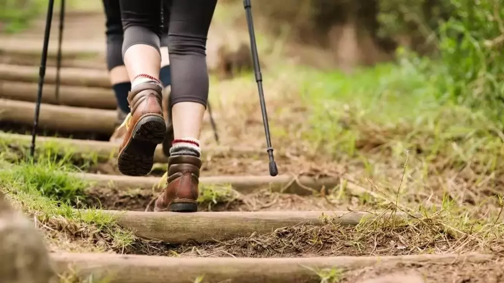 sizing hiking poles for uphill hike