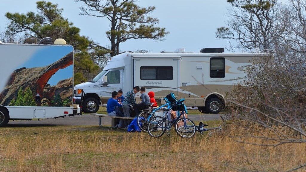 rv-supported bike camping is a common type of bicycle camping