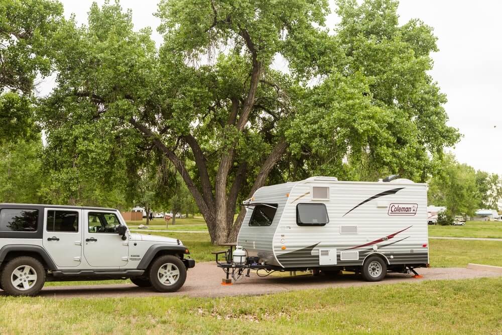 travel trailer towing vehicle